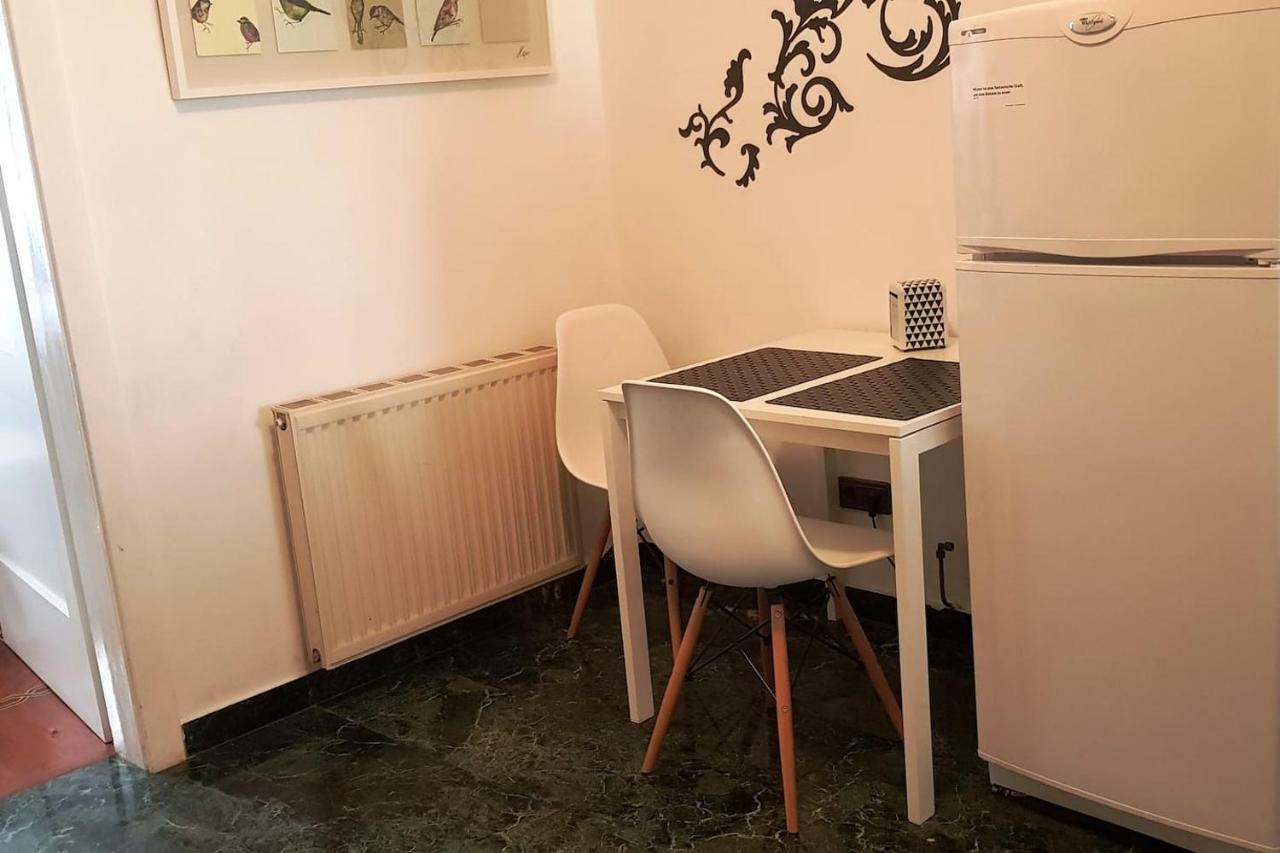 The Kolin Grand Downtown Apartment